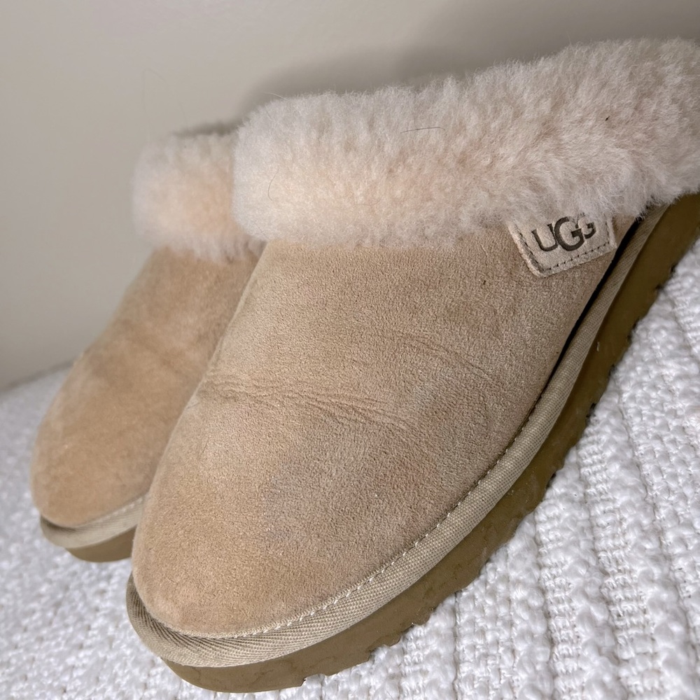Ugg fur slippers